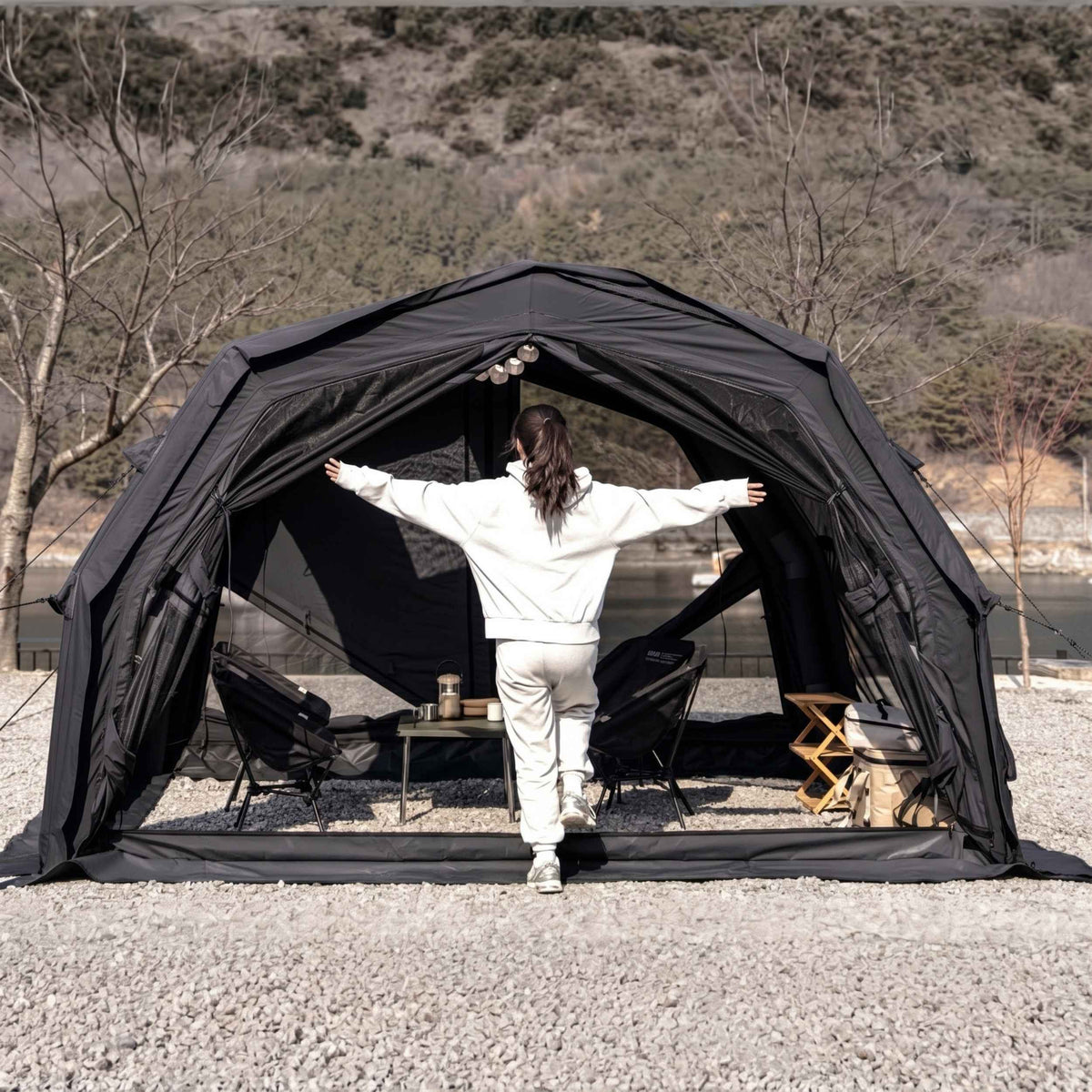 Coody 10.0 PRO Black - Premium Inflatable Canvas Tent for 2–4 Campers