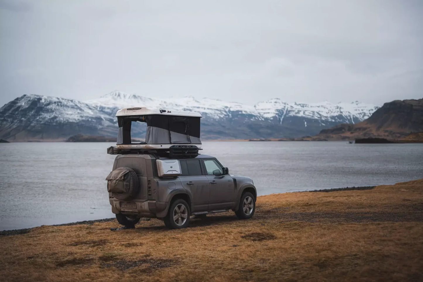James Baroud Evasion | Fiberglass Hard Shell Rooftop Tent