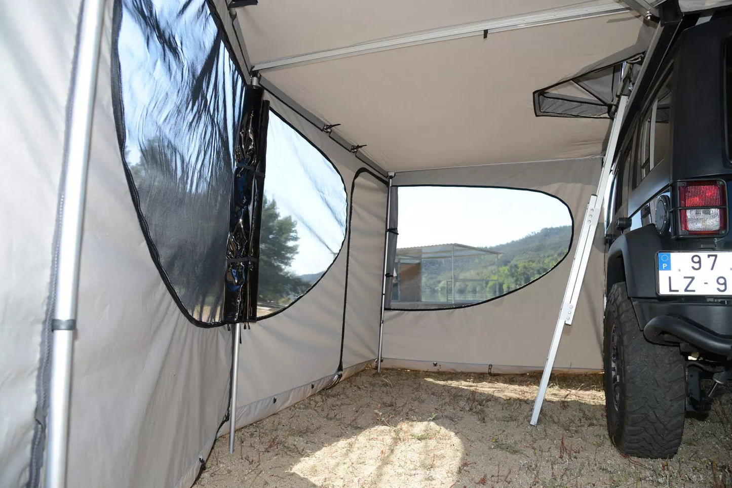 James Baroud Falcon Awning 270º Walls | Versatile Protection