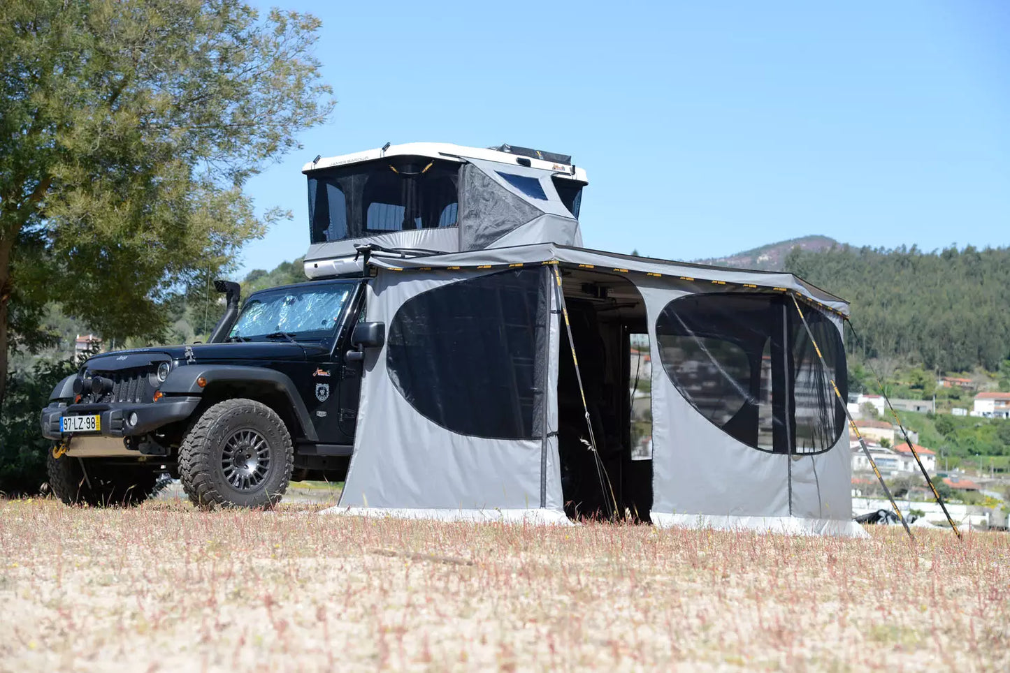 James Baroud Falcon Awning 270º Walls | Versatile Protection