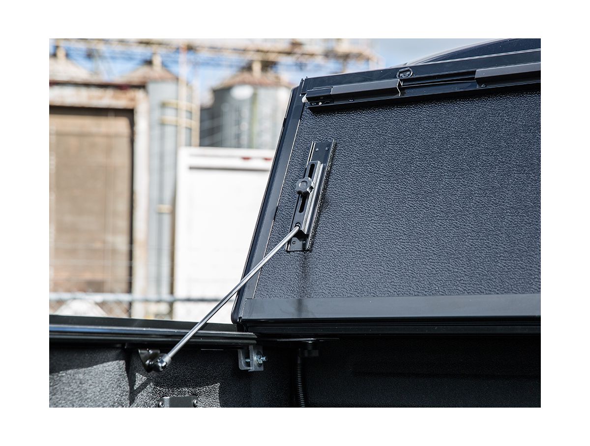 RealTruck Gator FX3 Hard Folding Tonneau Cover For Toyota Tacoma