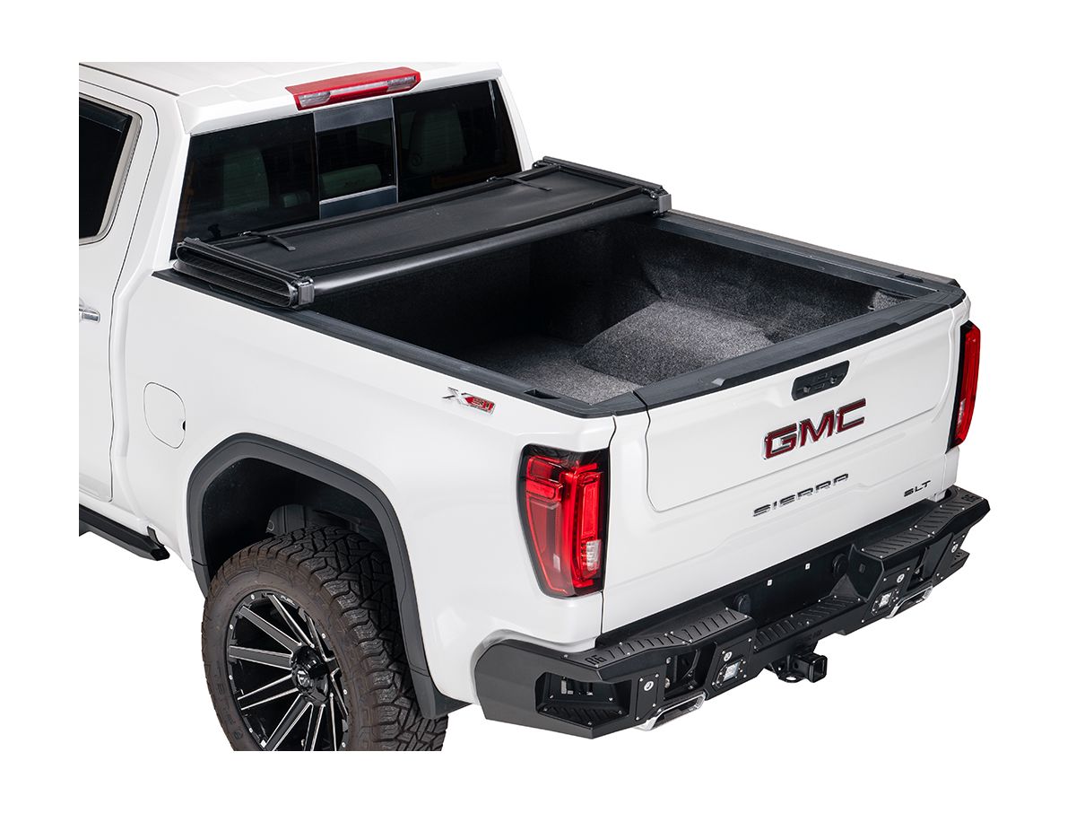 RealTruck Gator SFX Tri-Fold Soft Folding Tonneau Cover For Toyota Tacoma