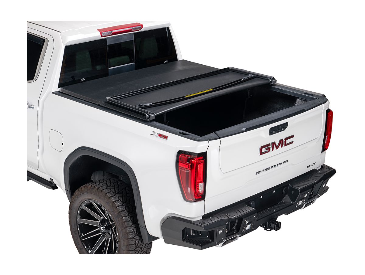 RealTruck Gator SFX Tri-Fold Soft Folding Tonneau Cover For Toyota Tacoma