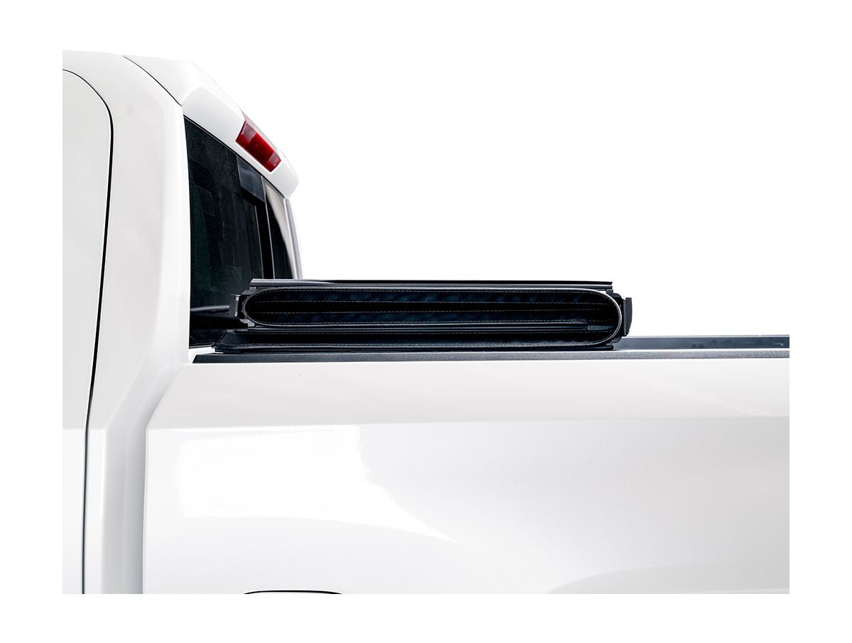 RealTruck Gator SFX Tri-Fold Soft Folding Tonneau Cover For Toyota Tacoma