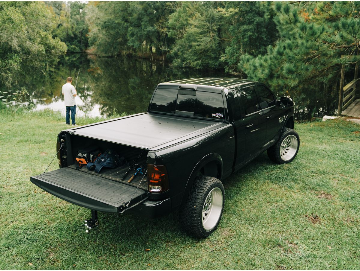 RealTruck GatorTrax Manual Retractable Tonneau Cover For Toyota Tacoma