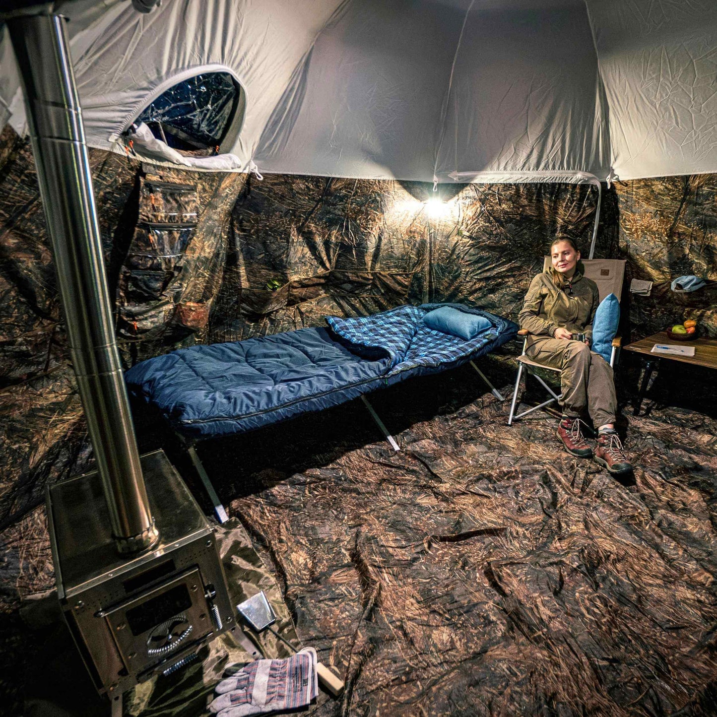 RBM All-Seasons tent UP-5 for 2-6 person + Wood Stove Caminus M