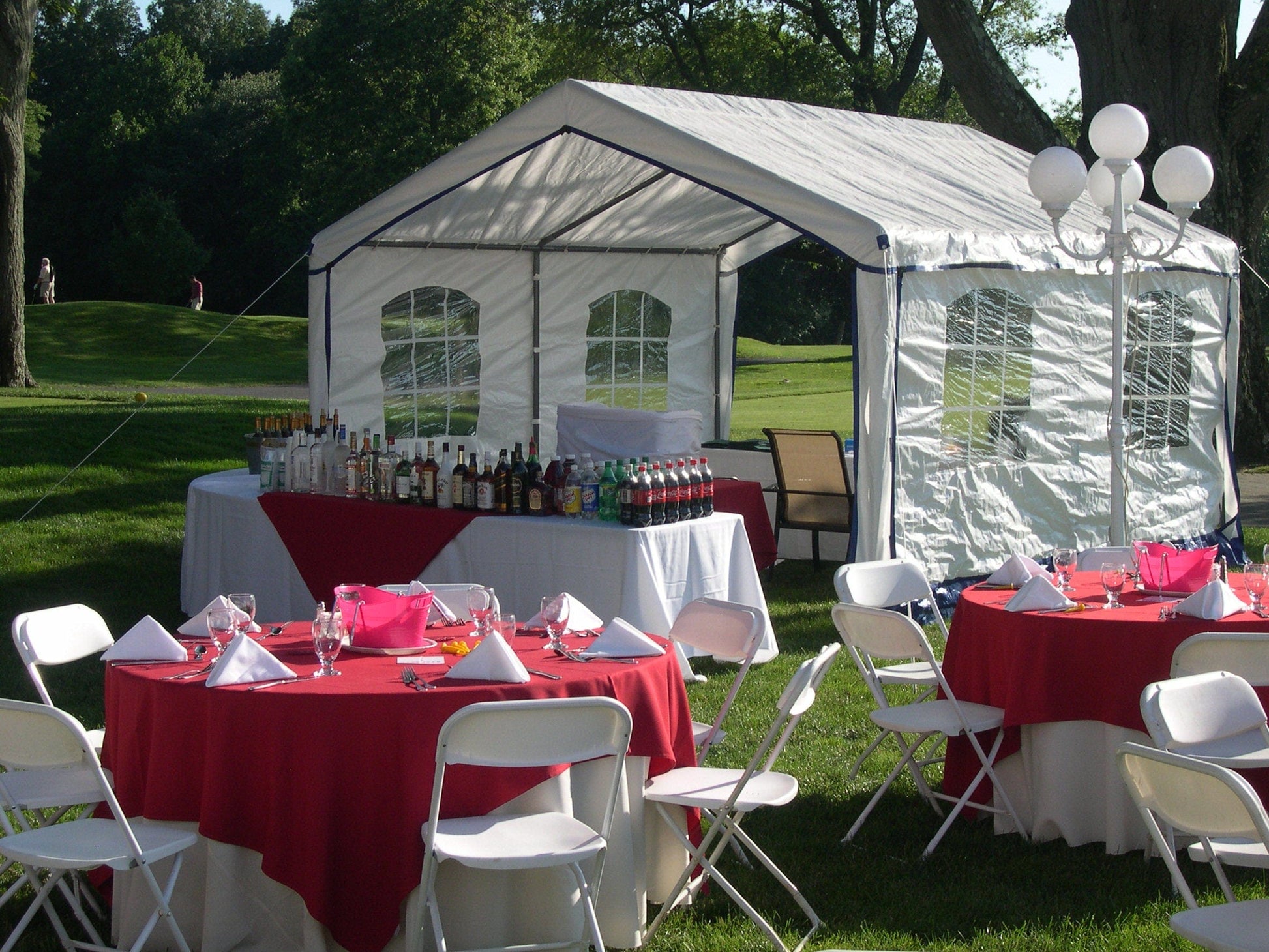 MDM Products LLC MDM Party Tent 14’W x 14’L x 9’H