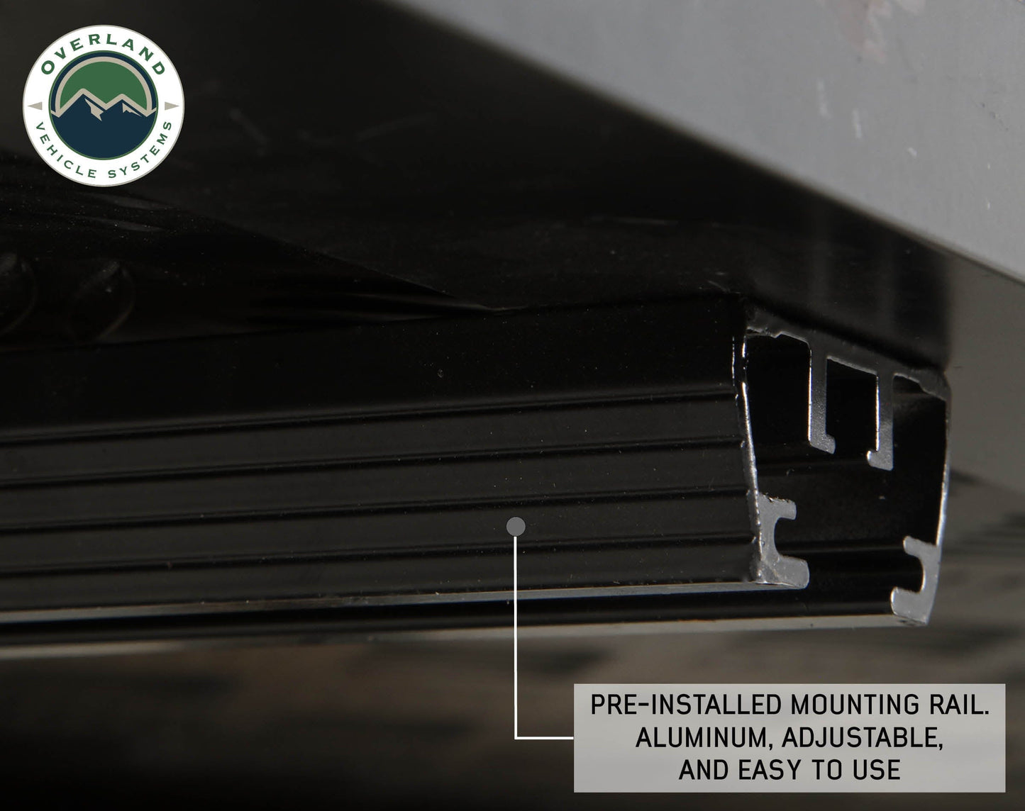 Overland Vehicle Systems Overland Vehicle Systems Bushveld Hard Shell 4 Person Roof Top Tent