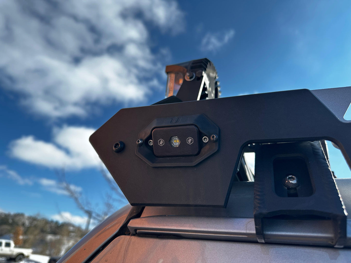 upTOP Overland Lighting upTOP Overland | scenePOD 2.0