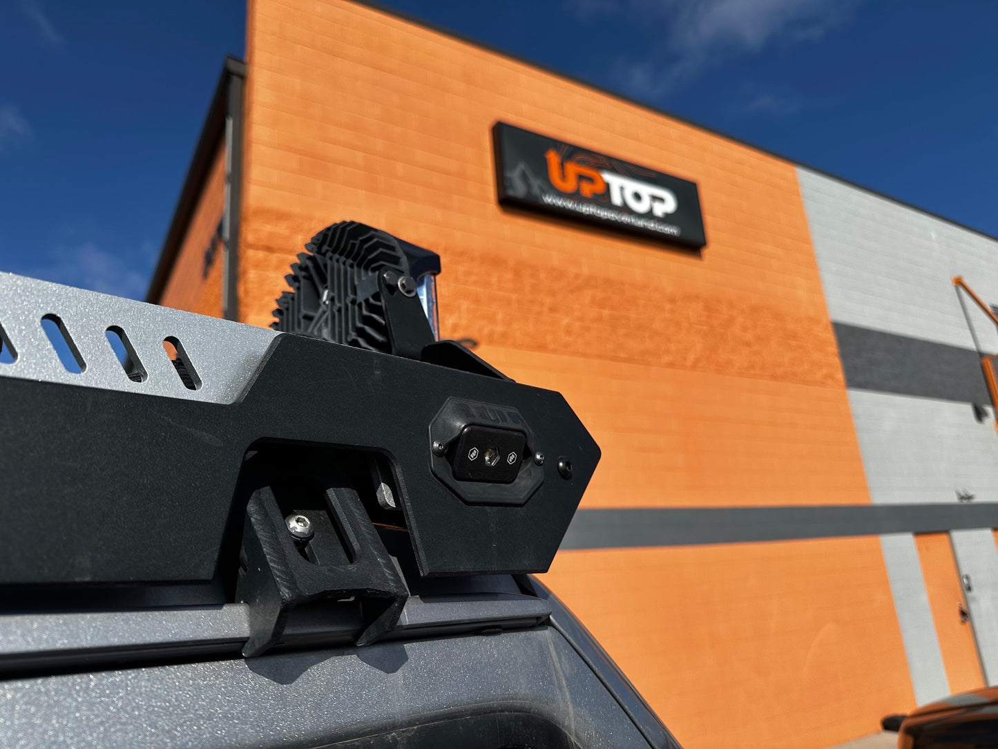 upTOP Overland Lighting upTOP Overland | scenePOD 2.0