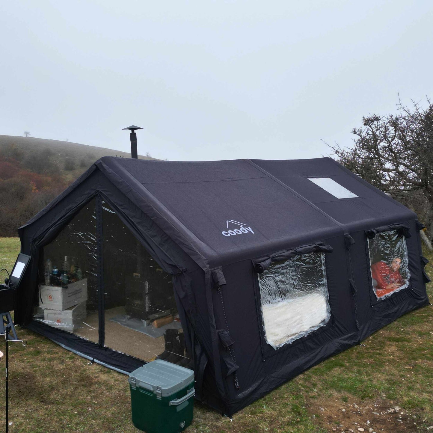 Coody 17.2 | RBM Outdoors (Koala 7) Black + Stove Caminus M - Inflatable Tents with Stove