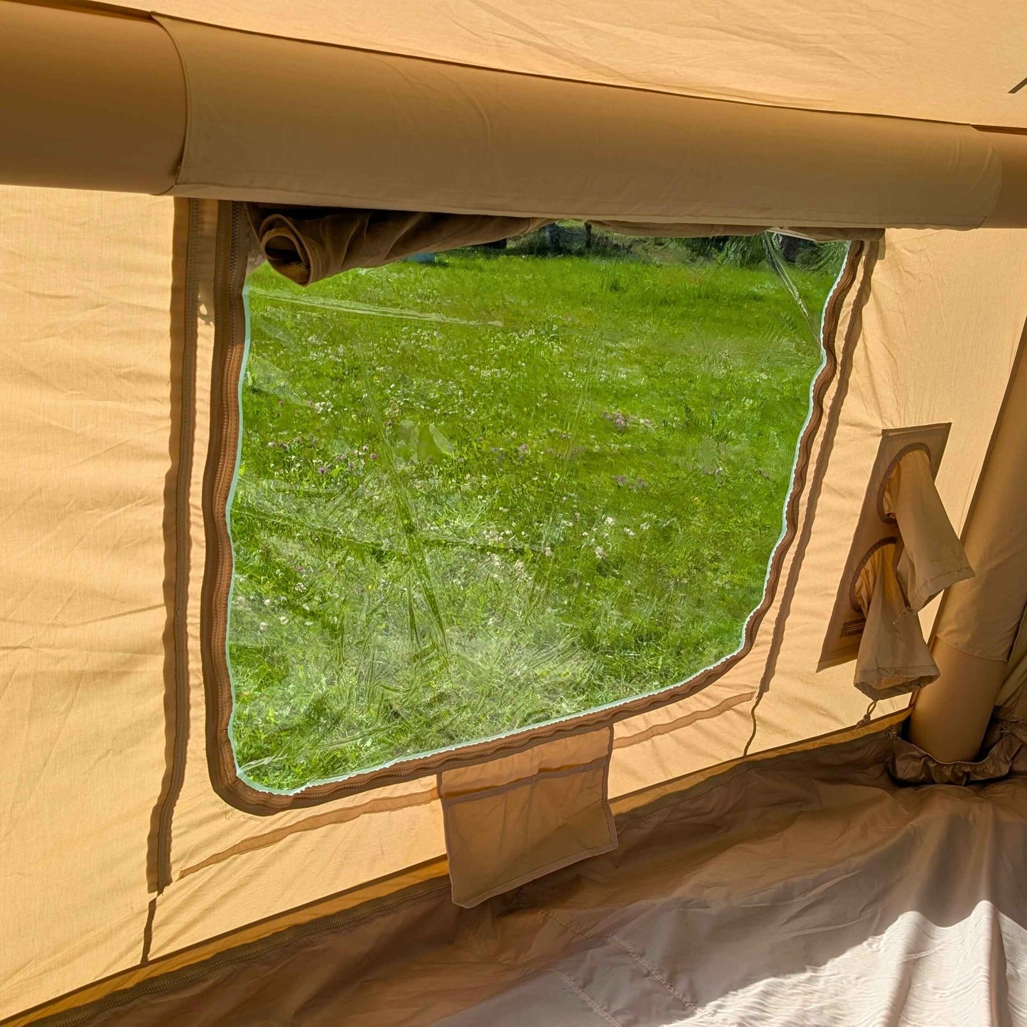 Coody 10.0 Beige+Ground Sheet PVC+Carpet+Electric Pump