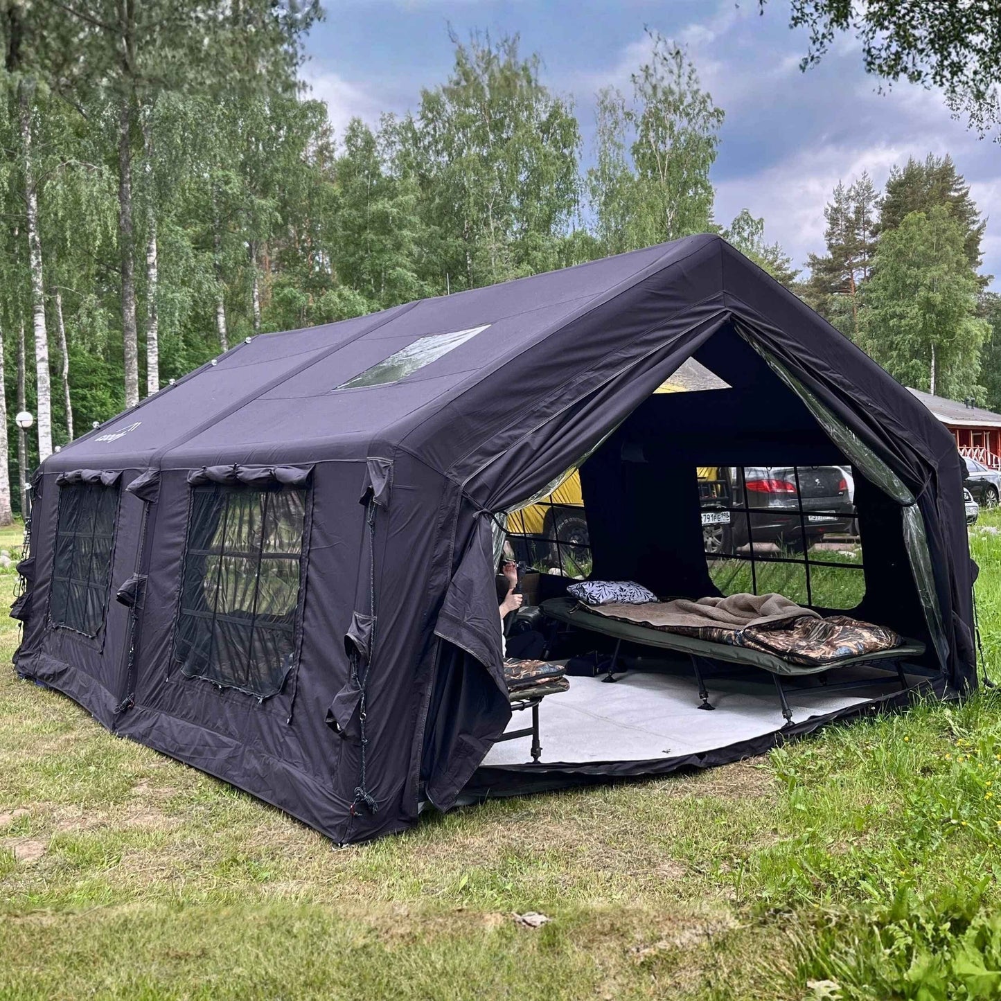 Coody 17.2 | RBM Outdoors (Koala 7) Black + Stove Caminus M - Inflatable Tents with Stove