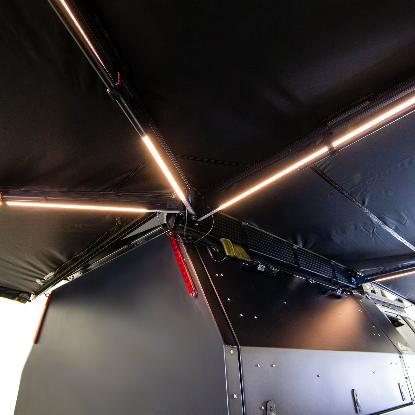 Peregrine Pro | 270 Degree Awning | 23ZERO