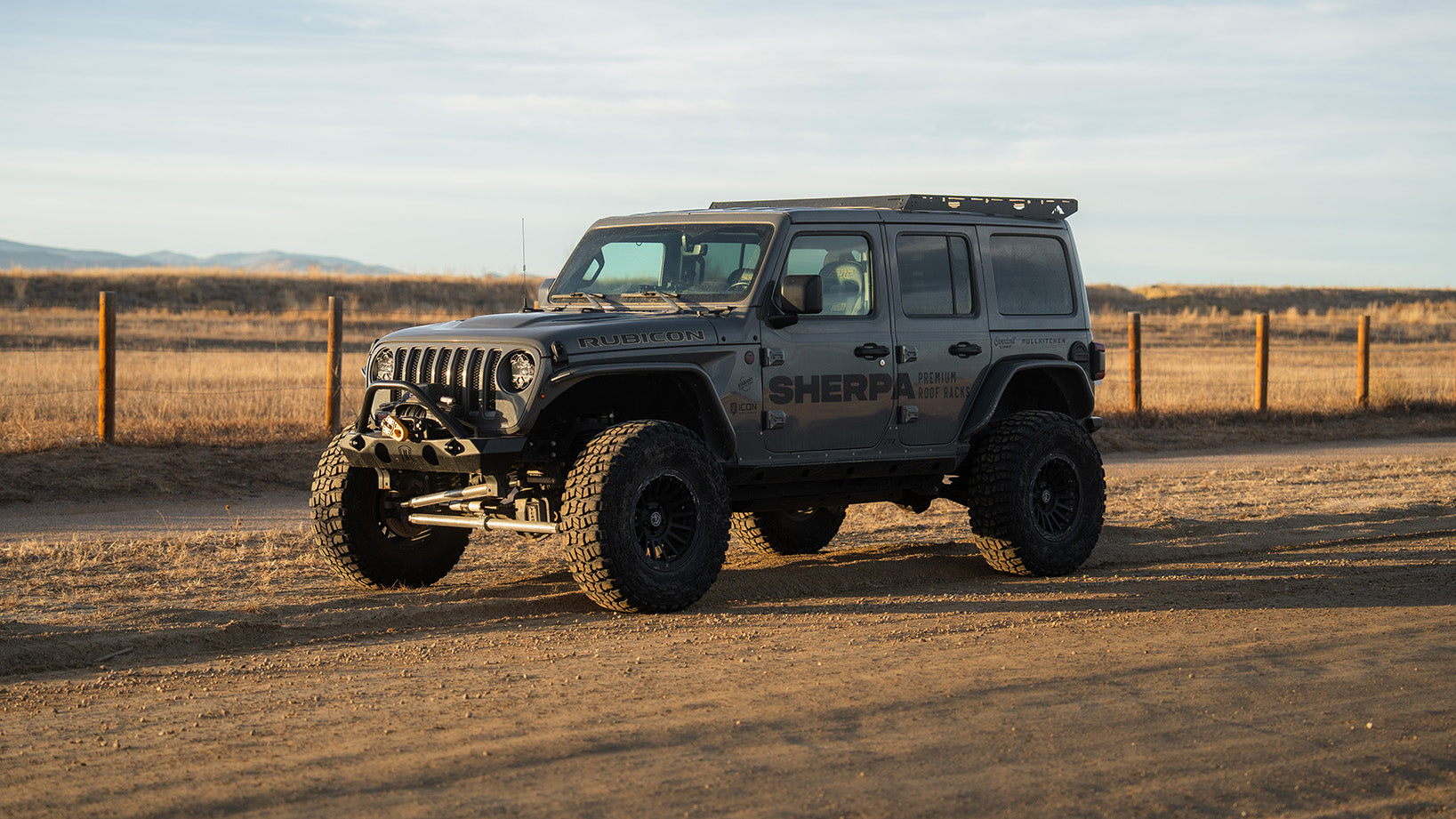 The JLU QDHD Half Rack - Sherpa Equipment Company