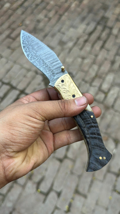 Stagline Damascus Folder 7" Handmade Horn Handle Damascus Bolster