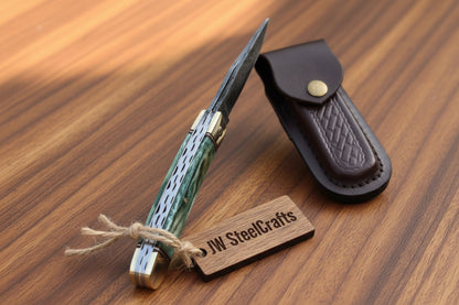 Damascus Trapper Pocket Knife – Two Blade Folding Knife with Green Bone Handle