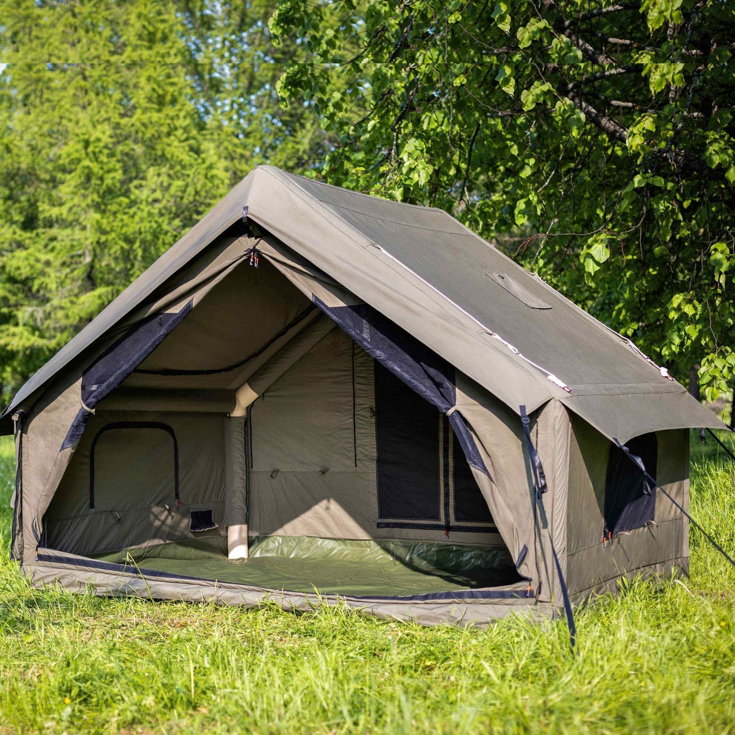 RBM Panda Medium Forest Green (1-4 person) + RBM Wood Stove Caminus S