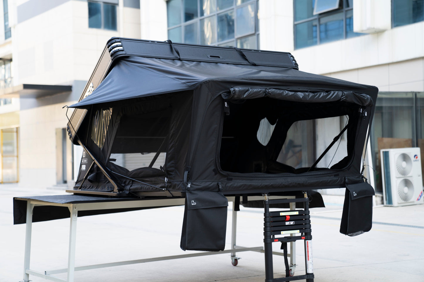 Freespirit Recreation Kali King Rooftop Tent | Hybrid Hard Shell