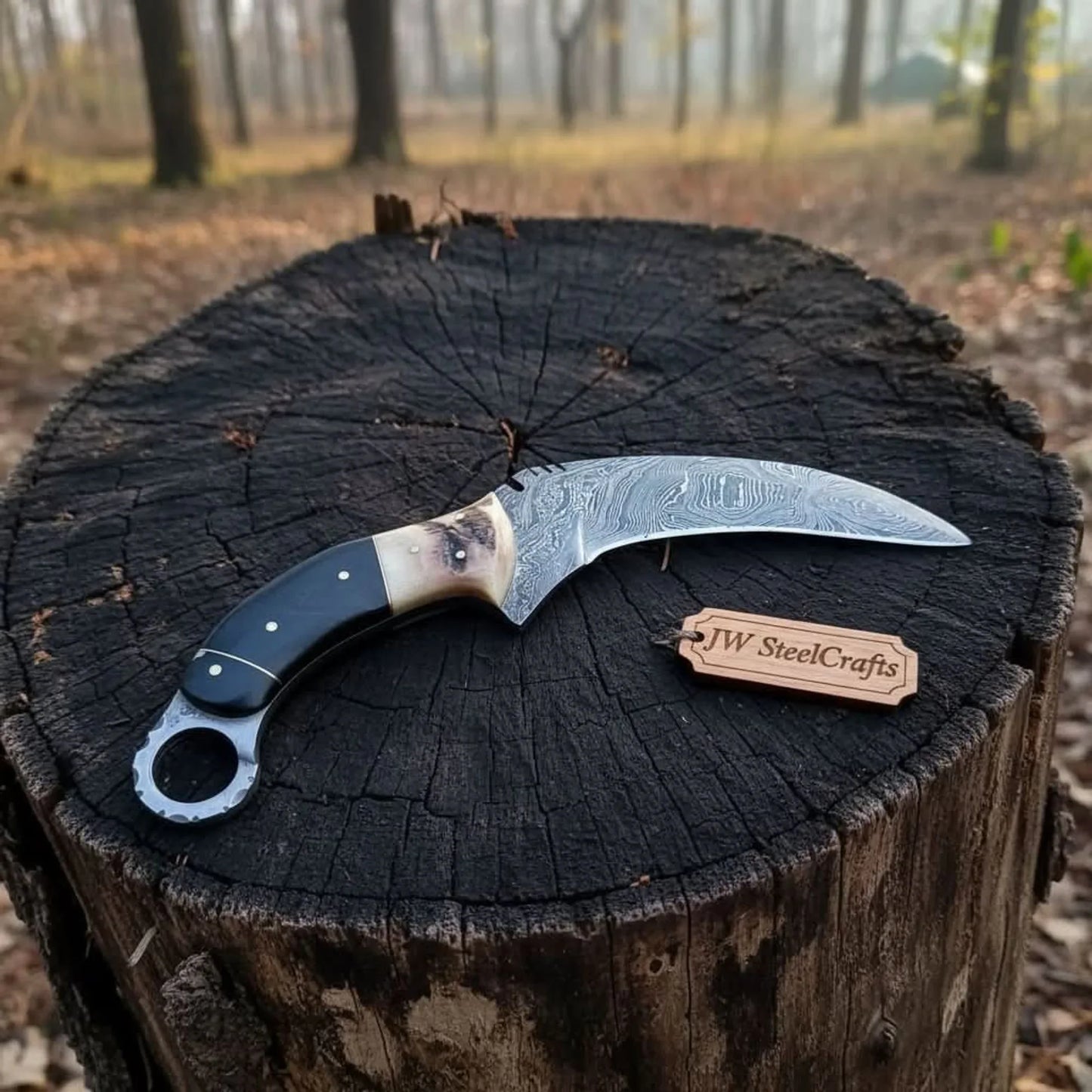 Handmade Damascus Karambit Knife with Horn Handle and Finger Ring