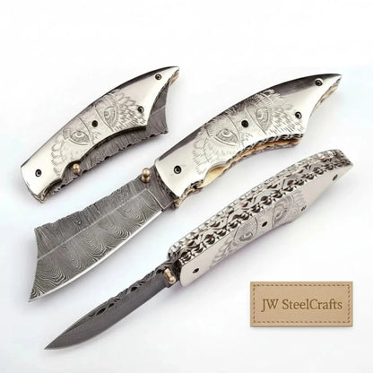 Hand Engraved Damascus Folding Knife with Skull Design & Brass Liners – Collector Pocket Knife
