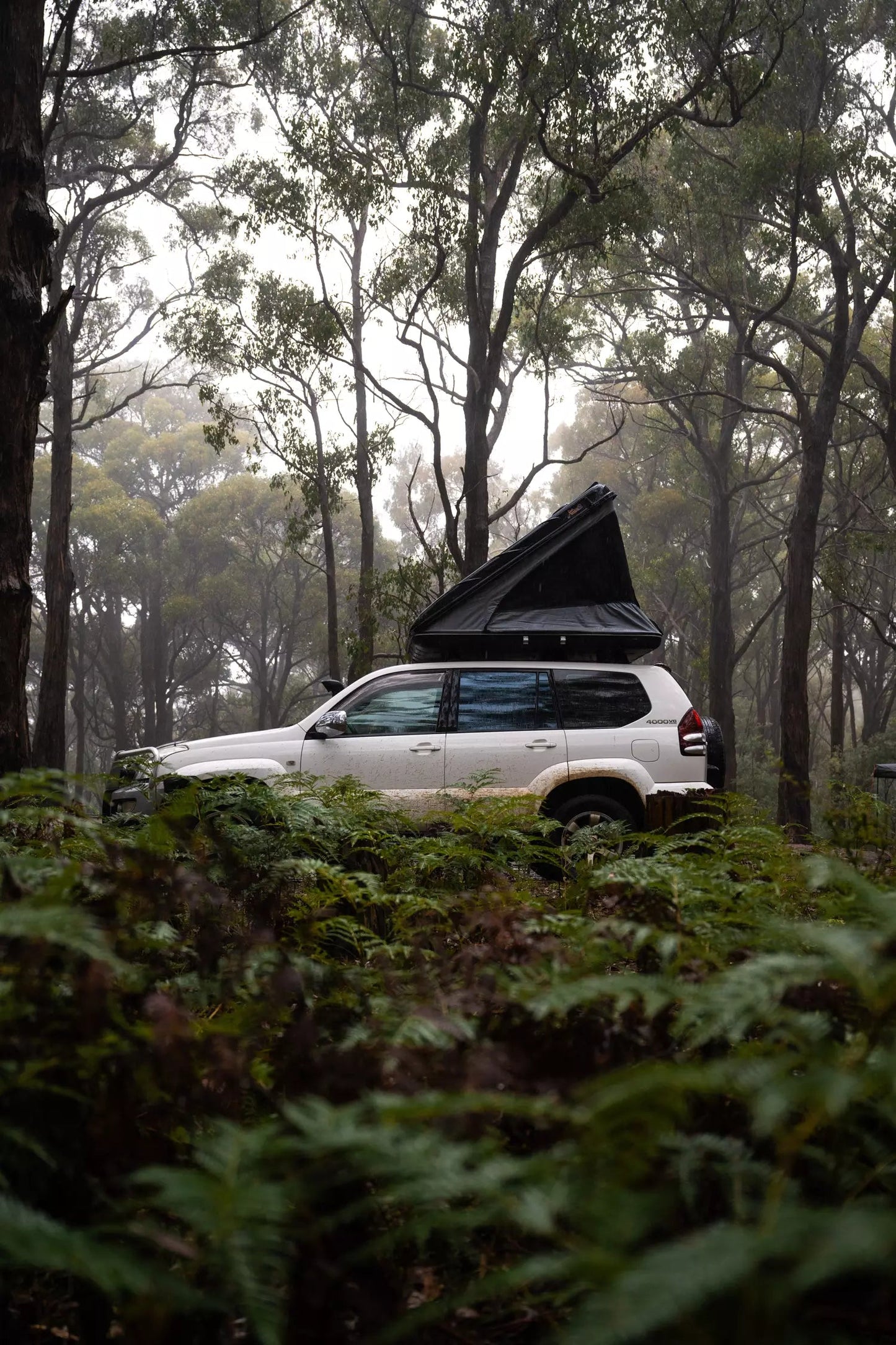 James Baroud Discovery | Fiberglass Hard Shell Rooftop Tent