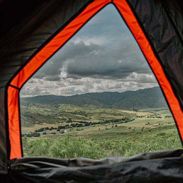 rugged tents RUGGED™ Clamshell Rooftop Tent