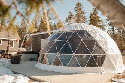 Stargazer Dome | Geodesic Dome | Luna Glamping